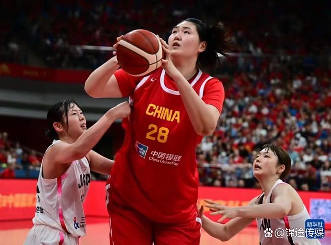 孙颖莎王曼昱世乒赛夺冠