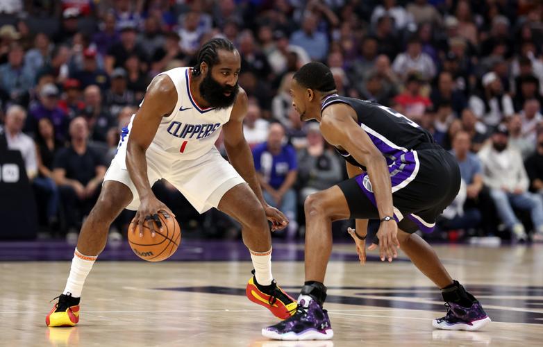 迈克布朗教练 迈克布朗教练