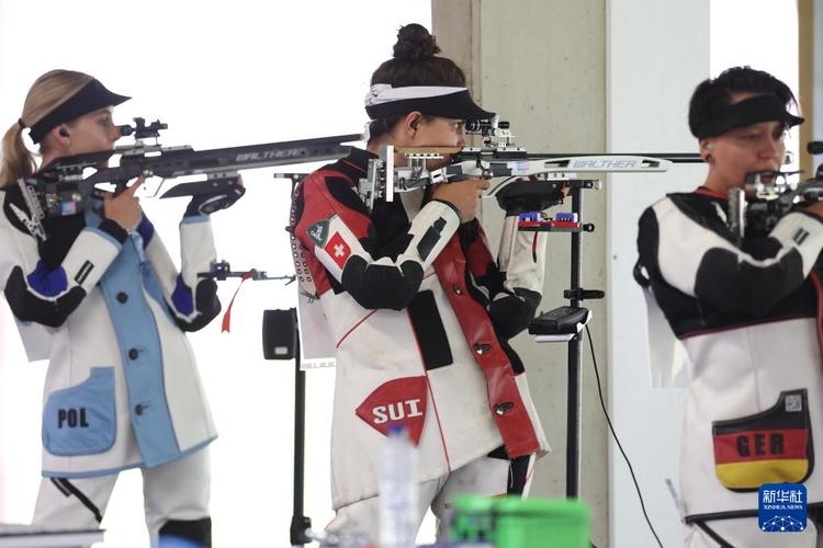 范佩西篮球破解版