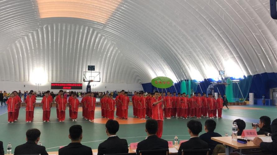 篮球巨星卡特世纪之旅传奇生涯展现非凡风采 辉煌历程难忘 篮球巨星卡特世纪之旅传奇生涯展现非凡风采 辉煌历程难忘