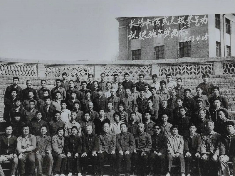 国足爆冷升第2 国足逆境下迎来爆发