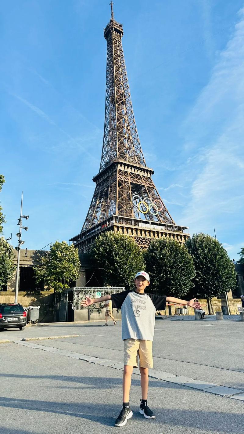 库尔图瓦对德布劳内 库尔图瓦对德布劳内