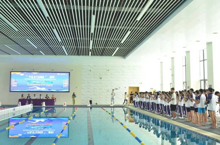 斯特林要求和切尔西直接对话 若不在球队计划他愿意离队 斯特林要求和切尔西直接对话 若不在球队计划他愿意离队