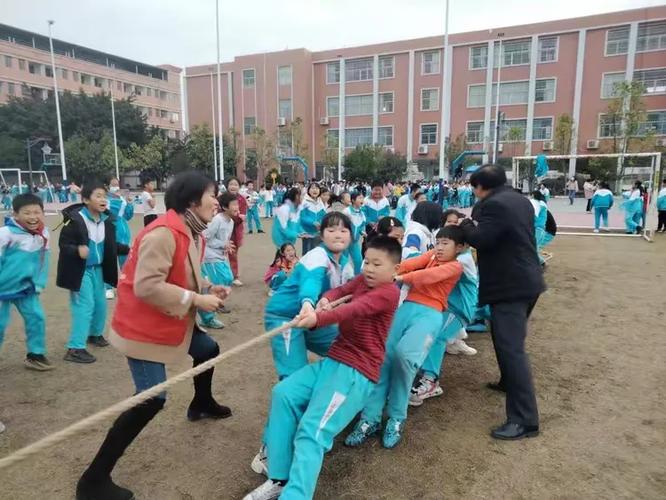 去游泳应注意什么 去游泳应注意什么