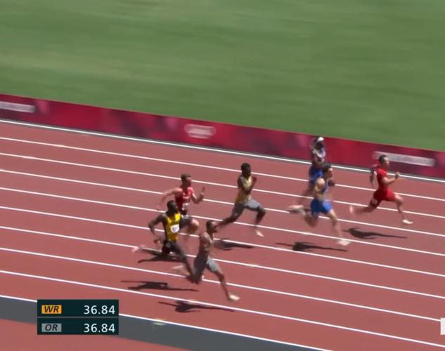 热火续约哈斯勒姆 韦德展现无私精神 团队携手共进 热火续约哈斯勒姆 韦德展现无私精神 团队携手共进