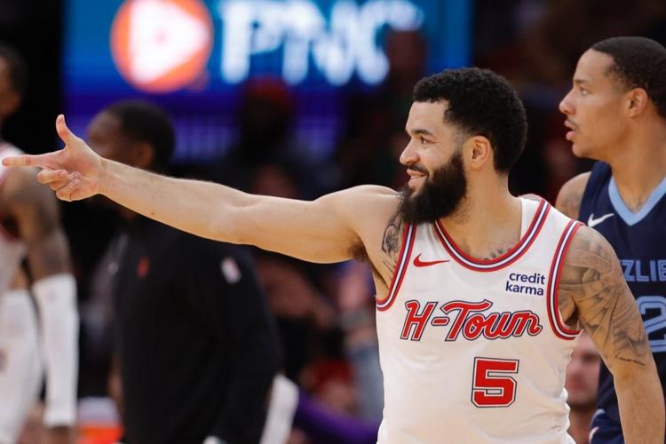 美媒预测火箭新季三套首发 哈登韦少保罗组豪阵 美媒预测火箭新季三套首发 哈登韦少保罗组豪阵