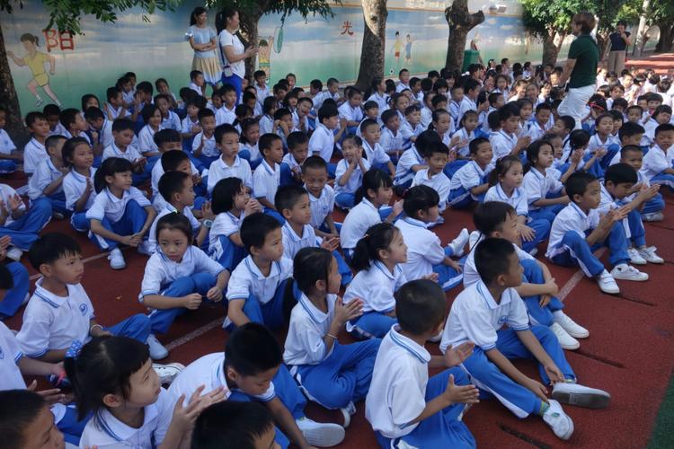 快速学游泳的方法有哪些