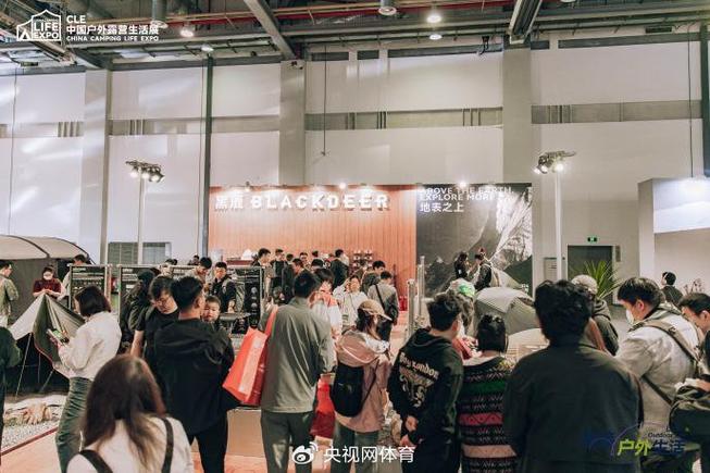 王皓直拍正手贴满图 王皓直拍正手贴满图