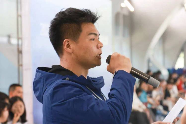 16年前梅西连过五人进球