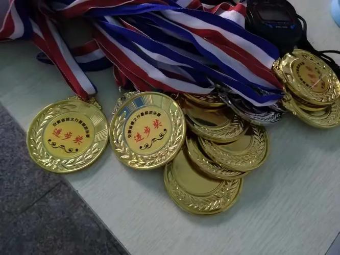 费迪南德谈梅西破门(费迪南德梅西) 费迪南德谈梅西破门(费迪南德梅西)