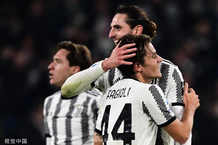 麦基最佳33+20+6带不动湖人 此战媲美贾巴尔 麦基最佳33+20+6带不动湖人 此战媲美贾巴尔