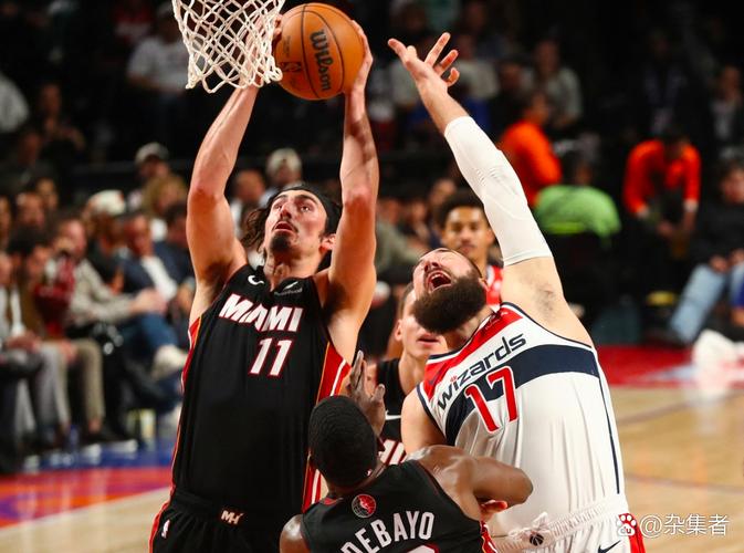 纳斯谈小卡身体状况腿部无恙但疲劳感明显 球员状态待观察 纳斯谈小卡身体状况腿部无恙但疲劳感明显 球员状态待观察