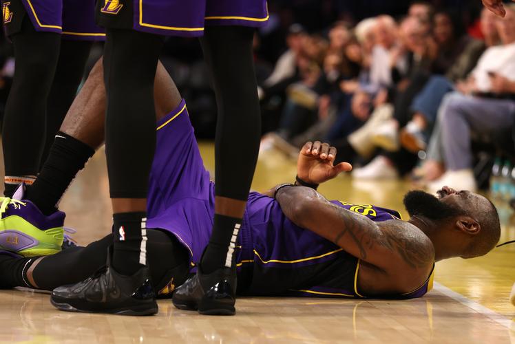 文筱婷谈恒丰计划 文筱婷谈球员降薪