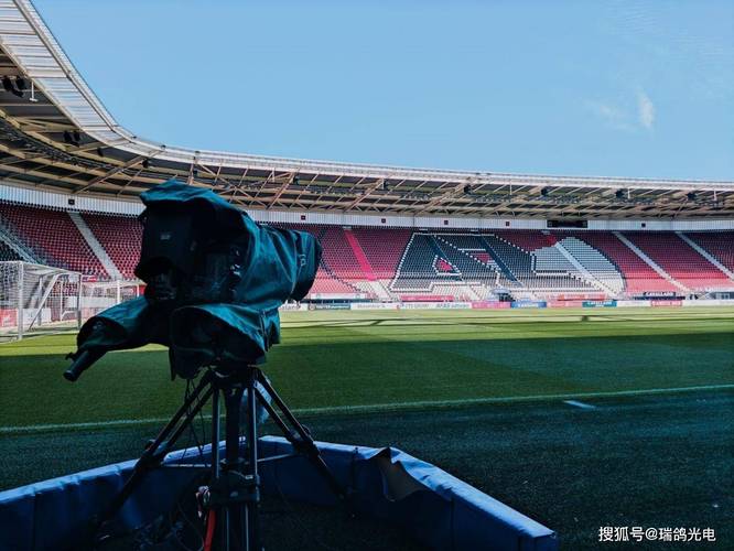 字母哥塔图姆连中三分闪耀赛场单挑东决赛场重返巅峰表现 字母哥塔图姆连中三分闪耀赛场单挑东决赛场重返巅峰表现