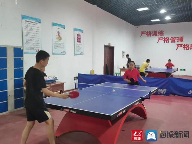 沃尔夫斯堡队徽 沃尔夫斯堡队歌 沃尔夫斯堡队徽 沃尔夫斯堡队歌