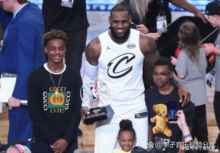 罗马尼亚危险演唱会(罗马尼亚组合很火的