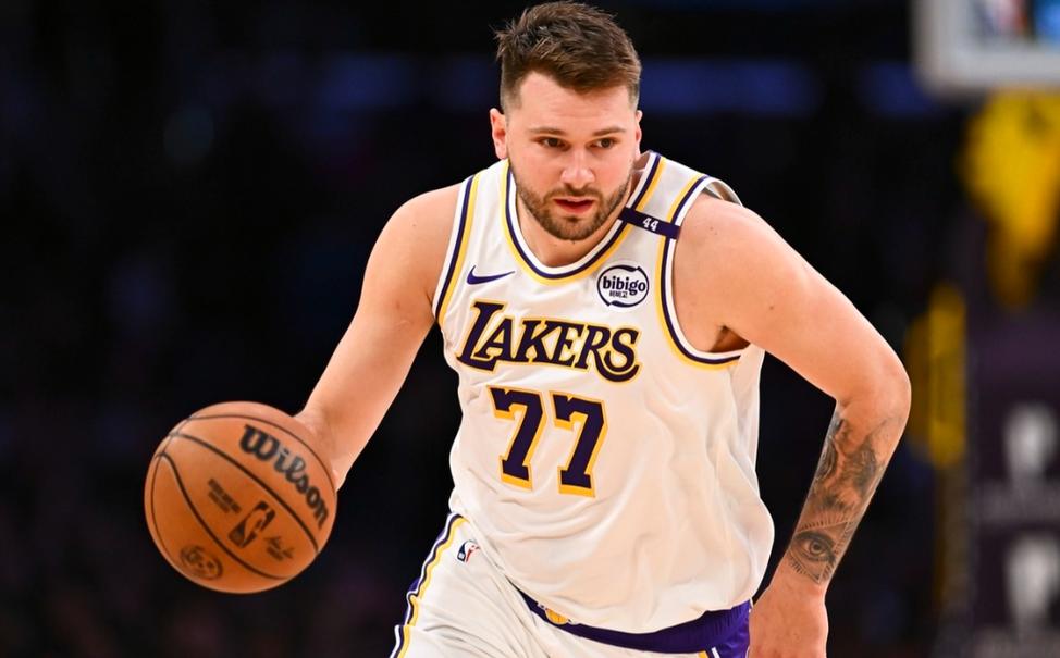 骑士队中锋阿伦