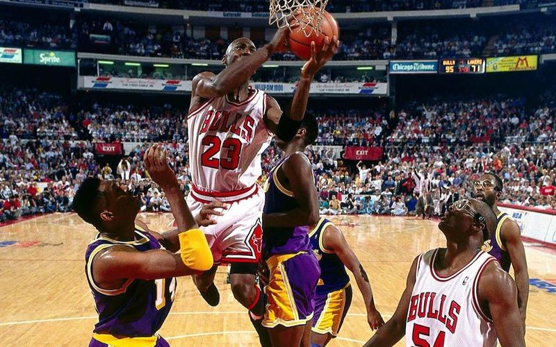 詹姆斯垫脚格兰杰 詹姆斯垫脚格兰杰是哪一场 詹姆斯垫脚格兰杰 詹姆斯垫脚格兰杰是哪一场