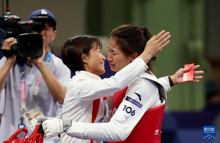 马刺12月2胜12负 马刺12月2胜12负