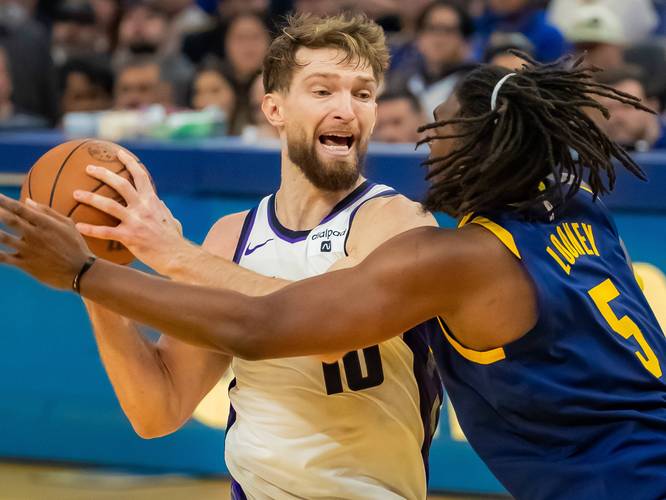 邓亚萍一个月工资多少