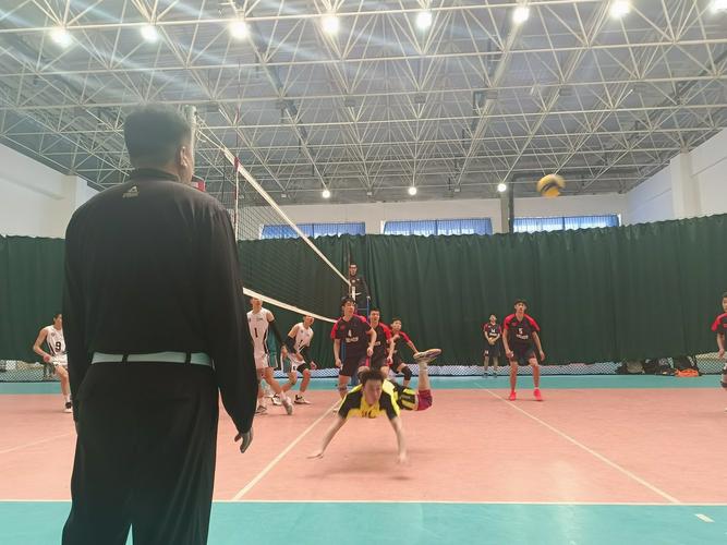 快船力克湖人取得赛季首胜