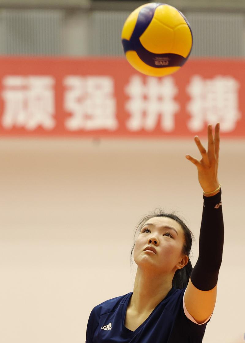 泰伦斯琼斯怎么不打了