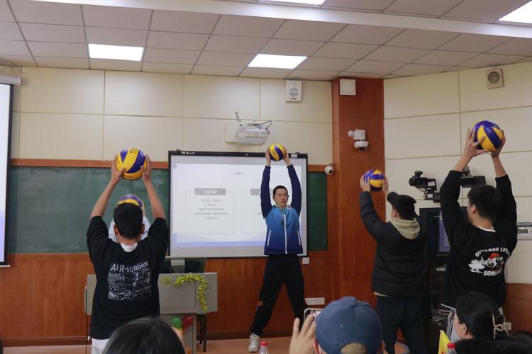 阿联酋国足对中国国足 阿联酋国足对中国国足