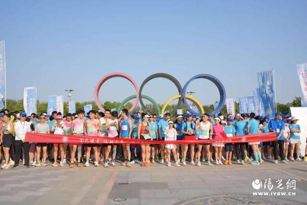 库兹马福克斯进步很大 他是联盟里速度最快的