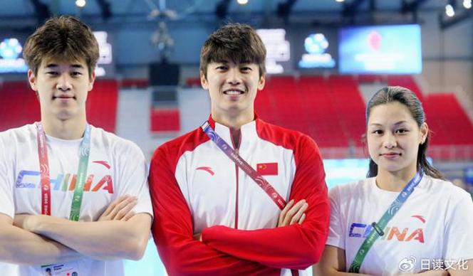 勒夫训练场情绪失控对总经理强硬表态 球队即将调整 勒夫训练场情绪失控对总经理强硬表态 球队即将调整