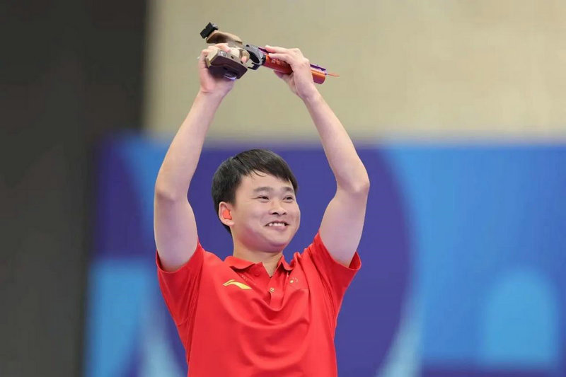 杜兰特与欧文加盟篮网四载合同 价值惊人重磅引热议 杜兰特与欧文加盟篮网四载合同 价值惊人重磅引热议