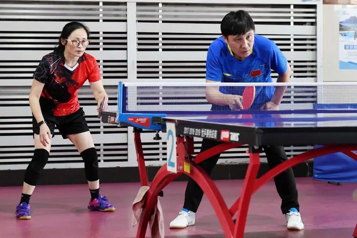 露天看台 选秀模拟