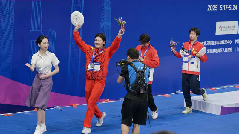 名记报道威斯坎普与马刺续约 合同细节曝光价值达四百万美元 名记报道威斯坎普与马刺续约 合同细节曝光价值达四百万美元