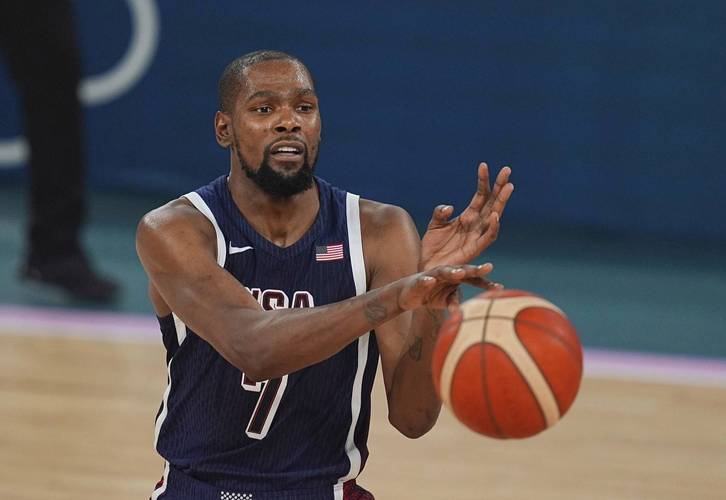 湖人名嘴看快船成蓝领 紫金军团仍是洛杉矶霸主 湖人名嘴看快船成蓝领 紫金军团仍是洛杉矶霸主