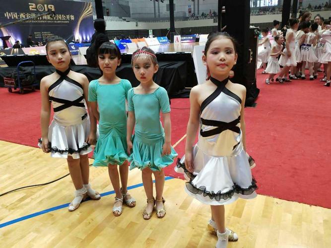 伯克无惧爵士后场竞争激烈我要靠努力争取地位