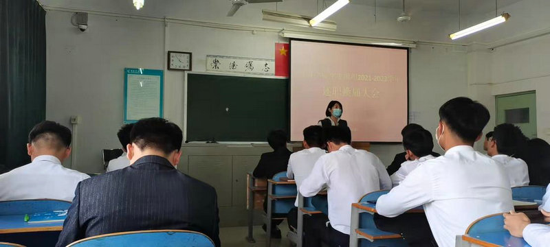 詹宁斯签约山西队