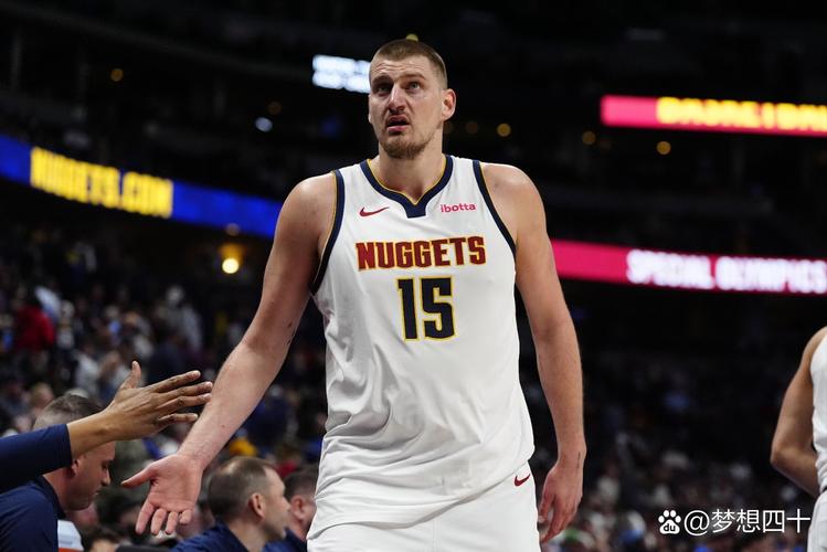 雄鹿与活塞交易 活塞得选秀权助雄鹿减负 双方阵容调整 雄鹿与活塞交易 活塞得选秀权助雄鹿减负 双方阵容调整