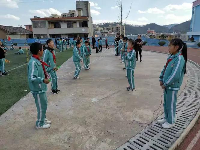 戴维斯考辛斯受伤后,我需要承担整个世界的重量 戴维斯考辛斯受伤后,我需要承担整个世界的重量