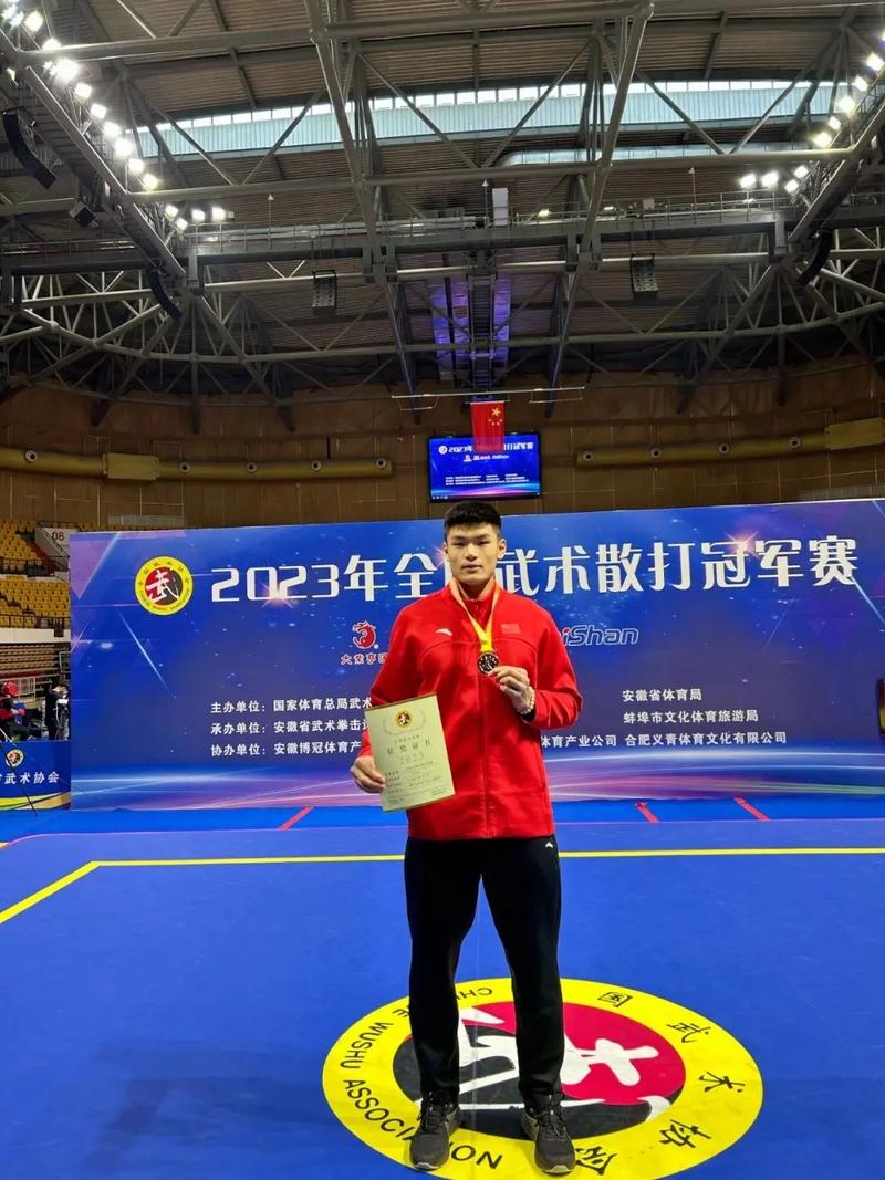 f1赛车海报卡通