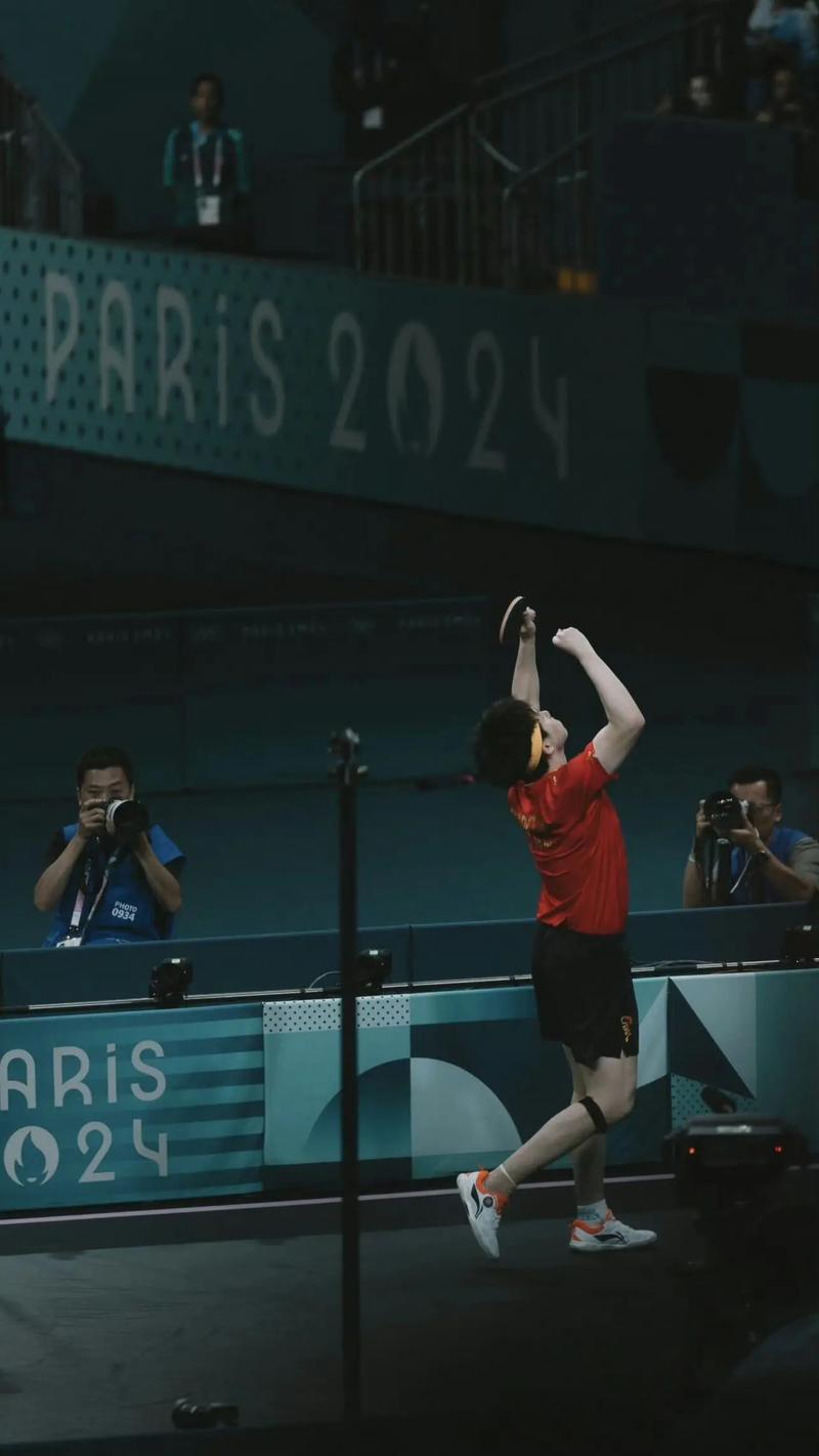 雄鹿VS黄蜂 书豪复苏率队擒鹿 雄鹿VS黄蜂 书豪复苏率队擒鹿