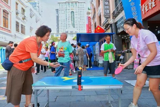 拉夫阿尔斯通的设计哲学和时尚影响力如何 拉夫阿尔斯通的设计哲学和时尚影响力如何