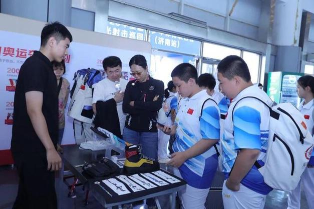 勇士vs尼克斯今日直播