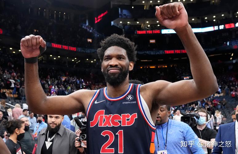 詹皇效应下的猛龙重建交易东部豪强重组，洛里成焦点人物