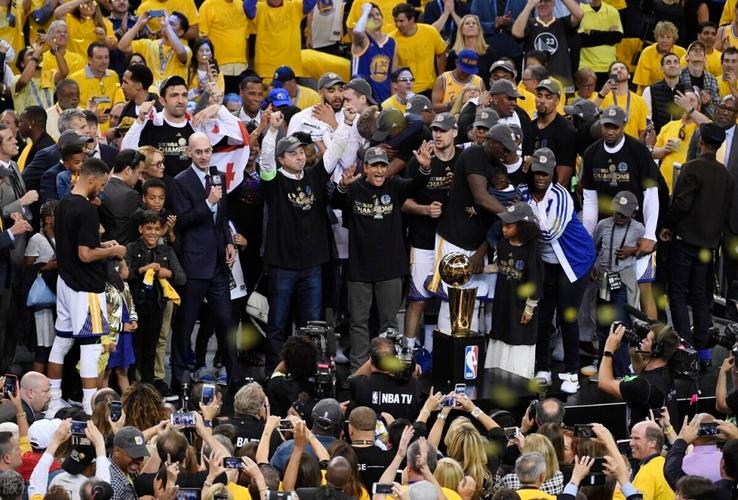 湖人vs火箭2025年4月3日直播 湖人vs火箭2025年4月3日直播