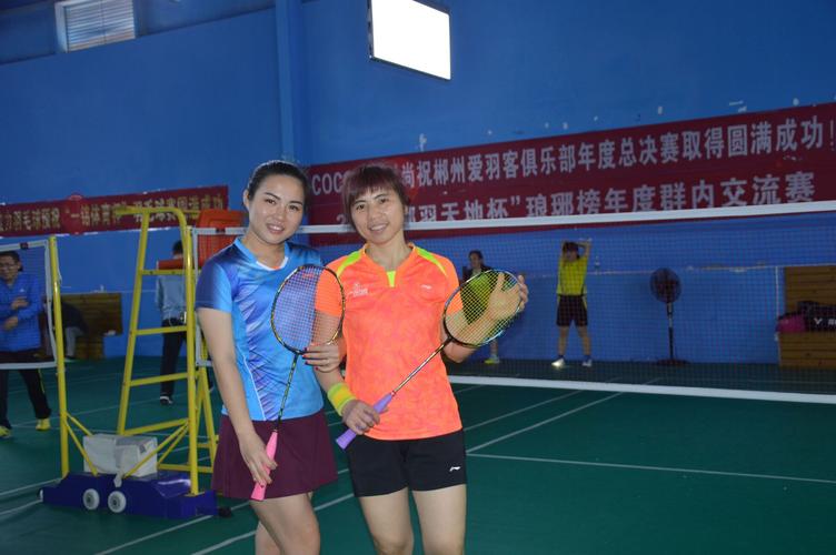 库里家庭新动态父母各自的伴侣共赴总决赛G4观战 库里家庭新动态父母各自的伴侣共赴总决赛G4观战