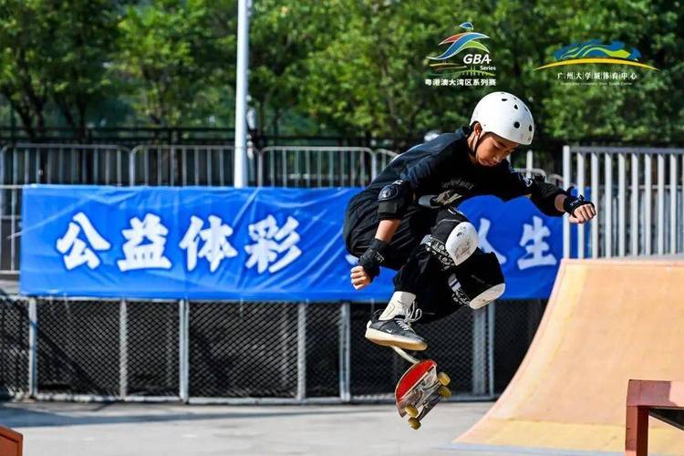 湖人火箭季后赛对决精彩瞬间回顾与 湖人火箭季后赛对决精彩瞬间回顾与