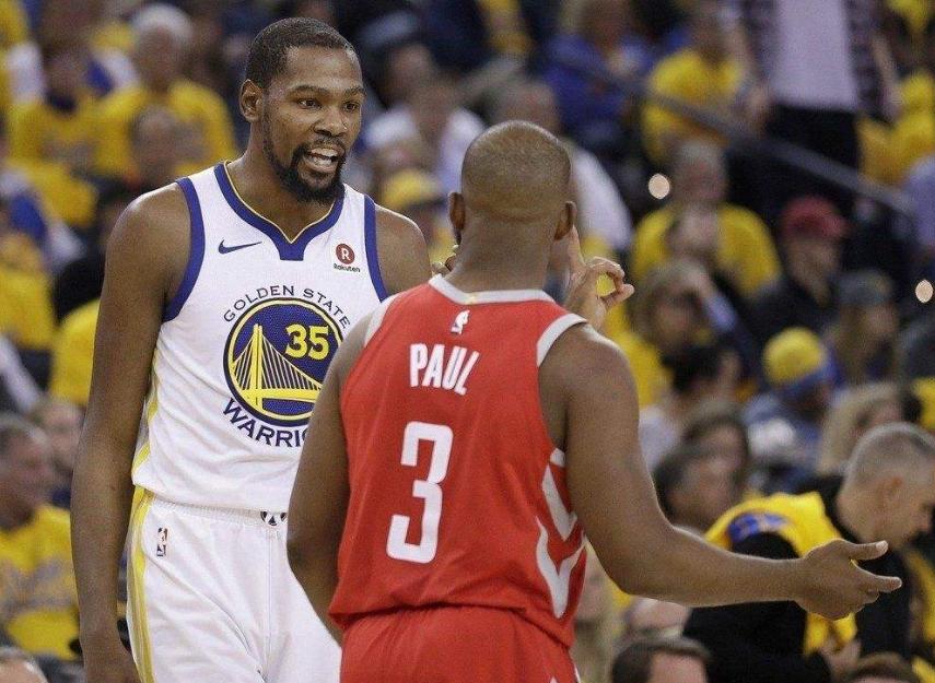 昔日恩师LBJ遭遇队友排挤 布泽尔对其不屑一顾的故事 昔日恩师LBJ遭遇队友排挤 布泽尔对其不屑一顾的故事