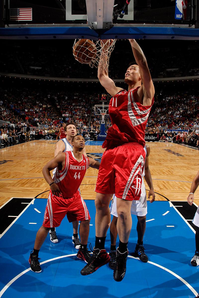 詹皇失误阿杜闪耀 勇士胜骑士夺赛点胜利