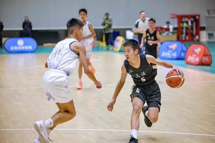 德拉季奇25+9热火擒魔术 巴特勒12+7武神22+16 德拉季奇25+9热火擒魔术 巴特勒12+7武神22+16