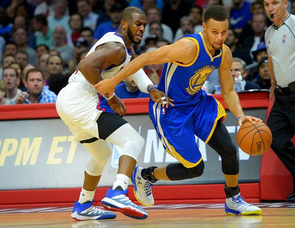 塔图姆球场辉煌得分猛增助攻出众 夺冠夜闪耀实力 荣耀时刻 塔图姆球场辉煌得分猛增助攻出众 夺冠夜闪耀实力 荣耀时刻