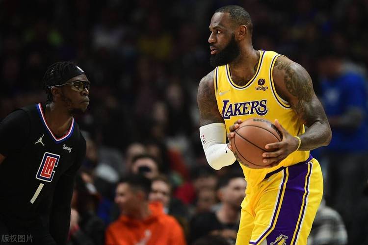 篮球新季前瞻新星闪耀战场 竞技热血不息 热血篮球再燃战火 篮球新季前瞻新星闪耀战场 竞技热血不息 热血篮球再燃战火